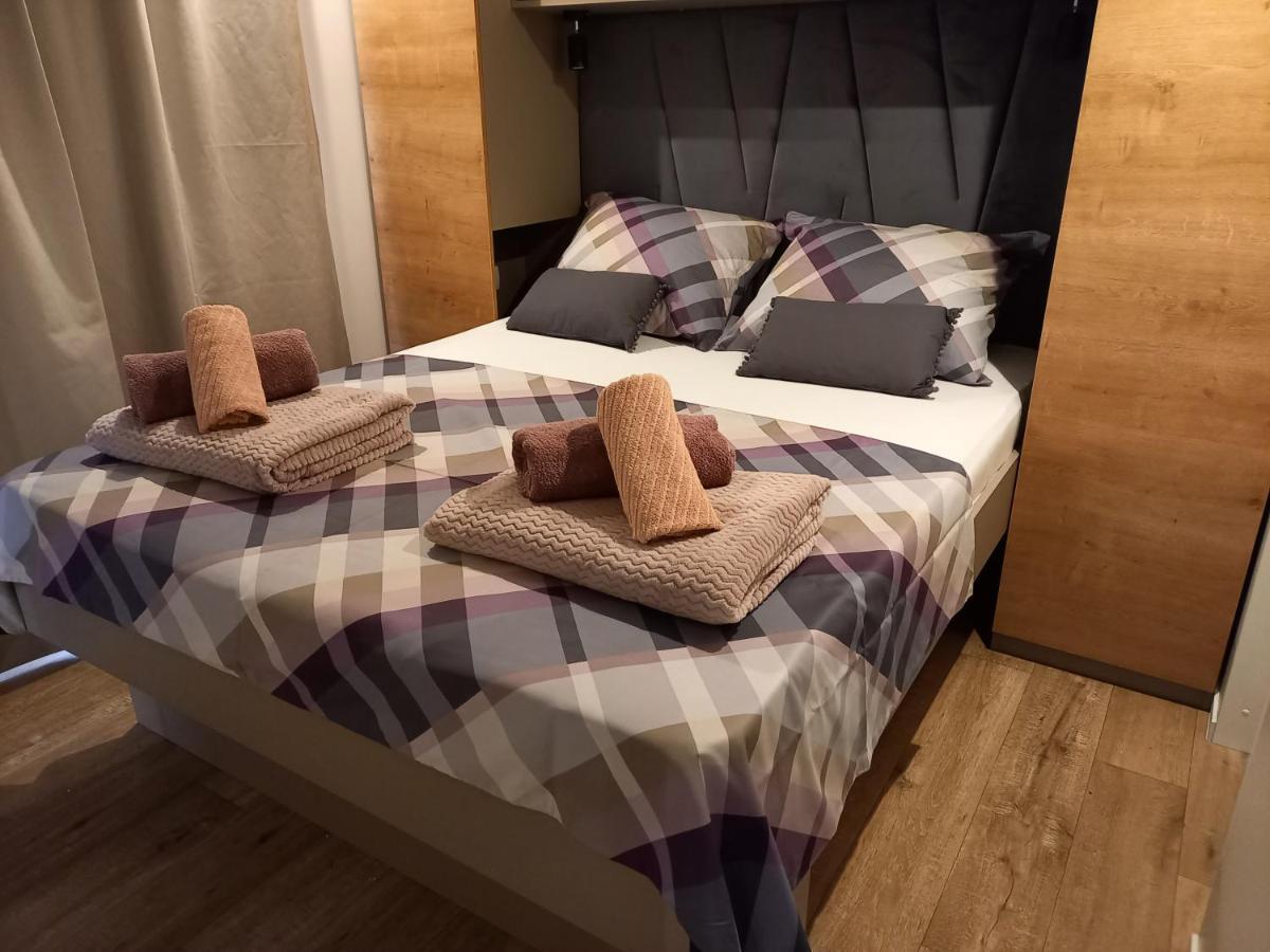 Mobile Home Agava 2 Biograd Na Moru Eksteriør bilde